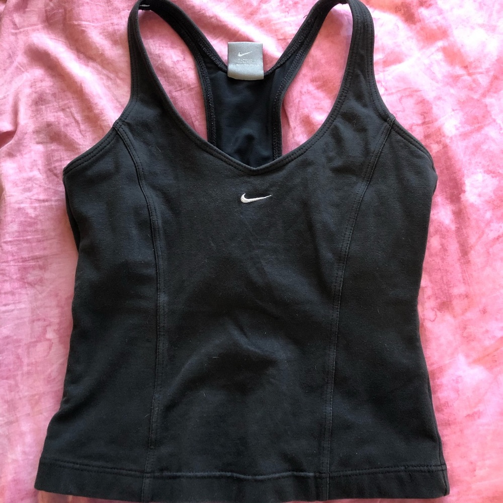 black Nike workout tank